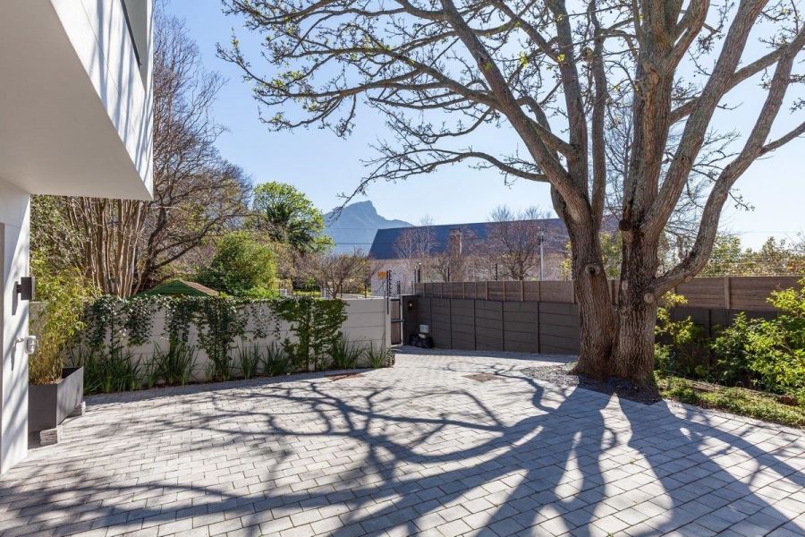 4 Bedroom Property for Sale in Claremont Upper Western Cape